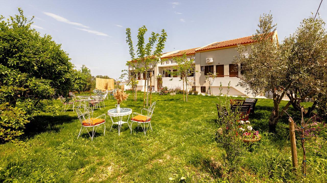 Aether Green Apartments Nea Roda Exterior foto